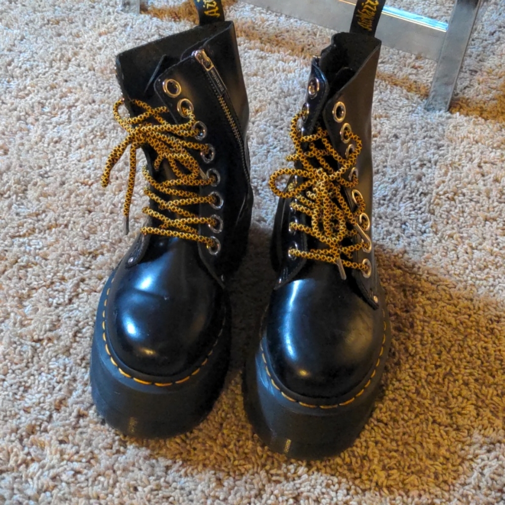 Platform Dr. Martens